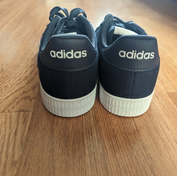 Adidas, shoes for men, Size 9.5 - Picture 3 of 5